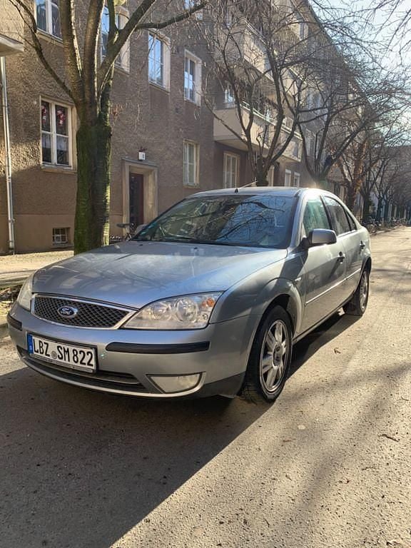 Gebraucht Ford Mondeo Ghia 145 PS (106 kW) 2005 Schwarz Limousine