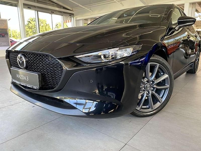 Neu Mazda 3 140 PS (102 kW) 2025 Jet black Limousine