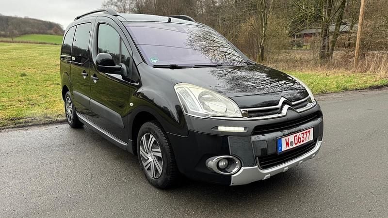 Gebraucht Citroën Berlingo 120 PS (88 kW) 2012 Schwarz Van / Kleinbus