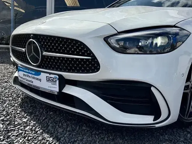Gebraucht Mercedes C220 Advanced 197 PS (144 kW) 2023 Weiß Limousine
