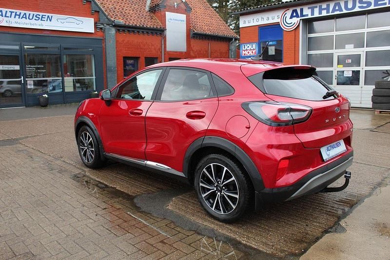 Gebraucht Ford Puma Titanium 125 PS (91 kW) 2021 Rot SUV