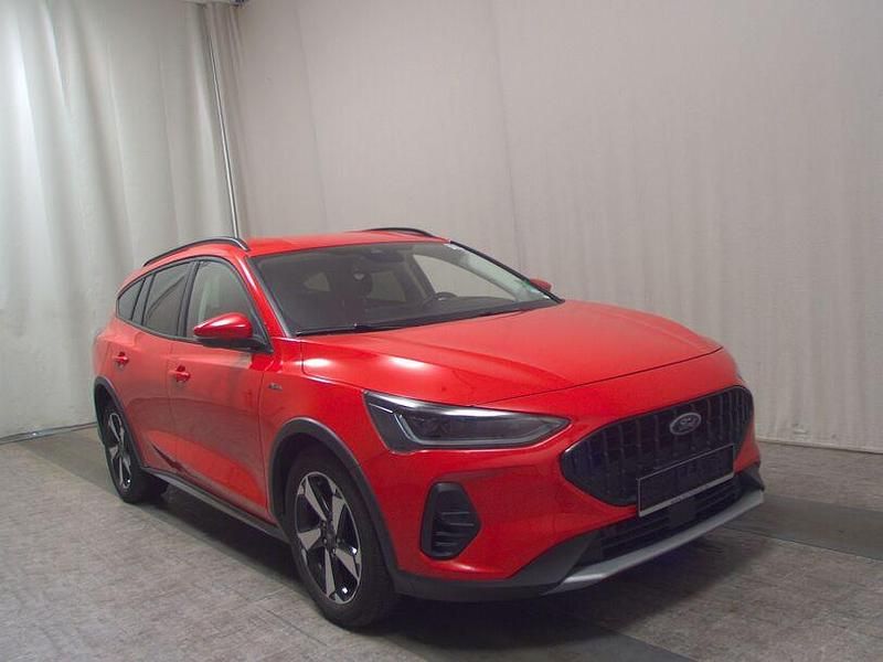 Gebraucht Ford Focus Active 120 PS (88 kW) 2023 Rot Kombi