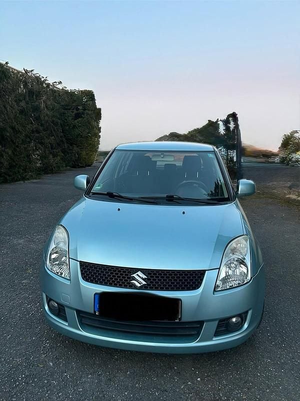 Gebraucht Suzuki Swift Comfort 94 PS (69 kW) 2010 Blau Kleinwagen