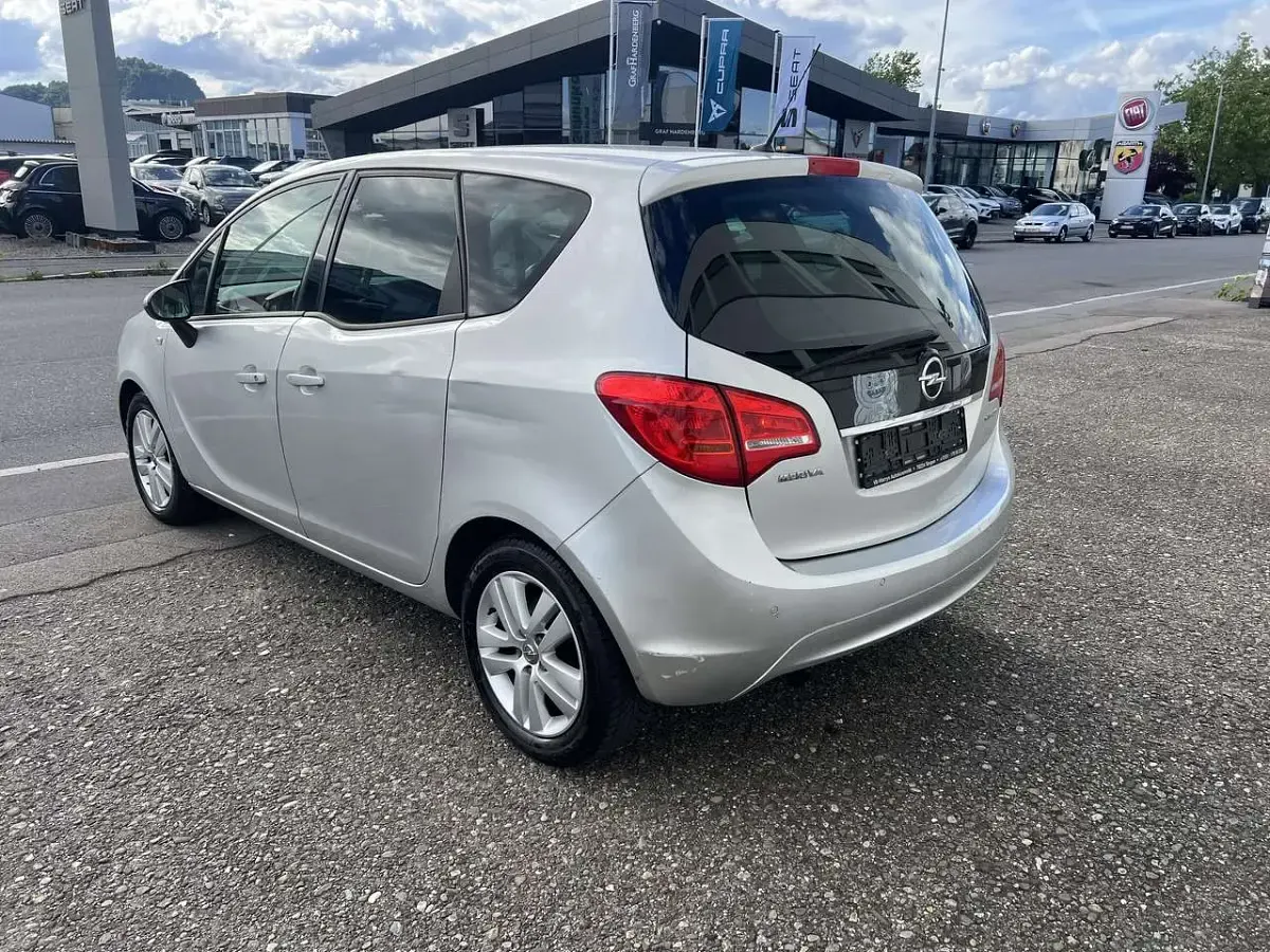 Gebraucht Opel Meriva Selection 120 PS (88 kW) 2011 Other Van / Kleinbus