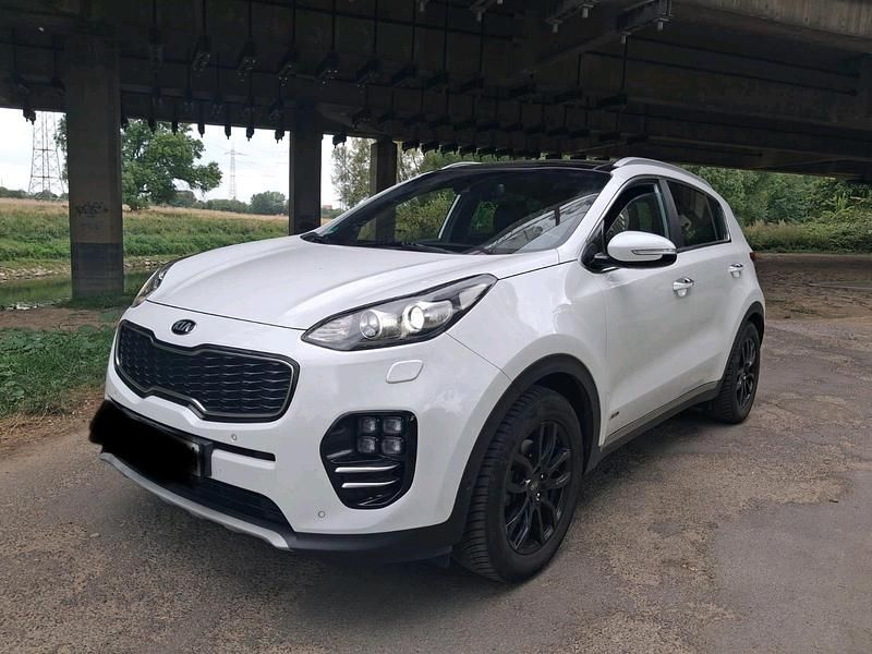 Weiß Gebraucht 2018 Kia Sportage GT-Line SUV | 15.999 € (Guter Preis) - Bild 1/4