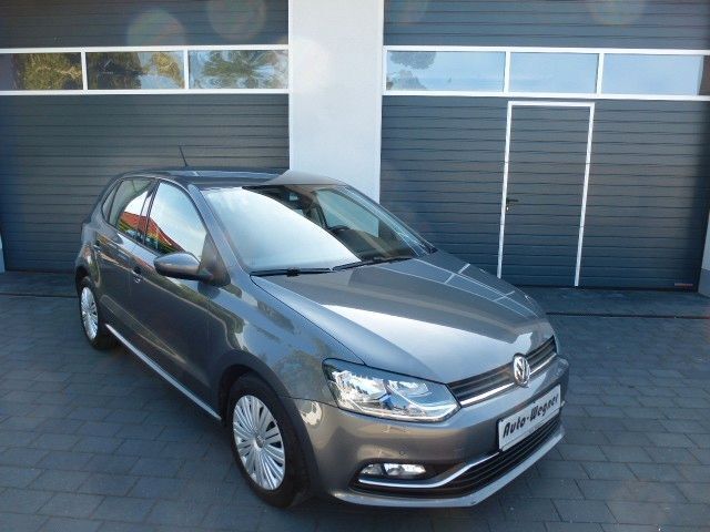 Grau Gebraucht 2017 VW Polo Comfortline Limousine | 11.699 € (Fairer Preis) - Bild 1/4