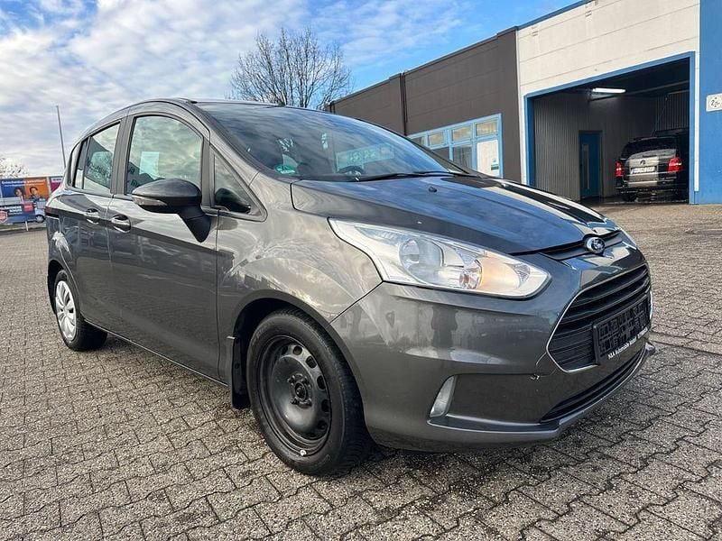 Używany Ford B-MAX Ambiente 75 KM (55 kW) 2015 Szary Minivan