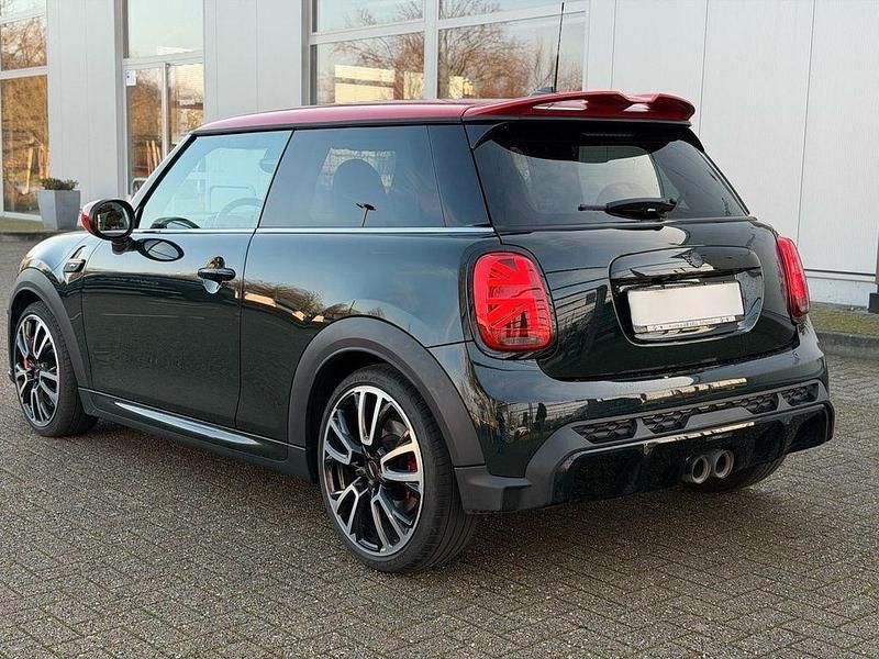 Gebraucht Mini John Cooper Works 231 PS (169 kW) 2022 Grün Kleinwagen