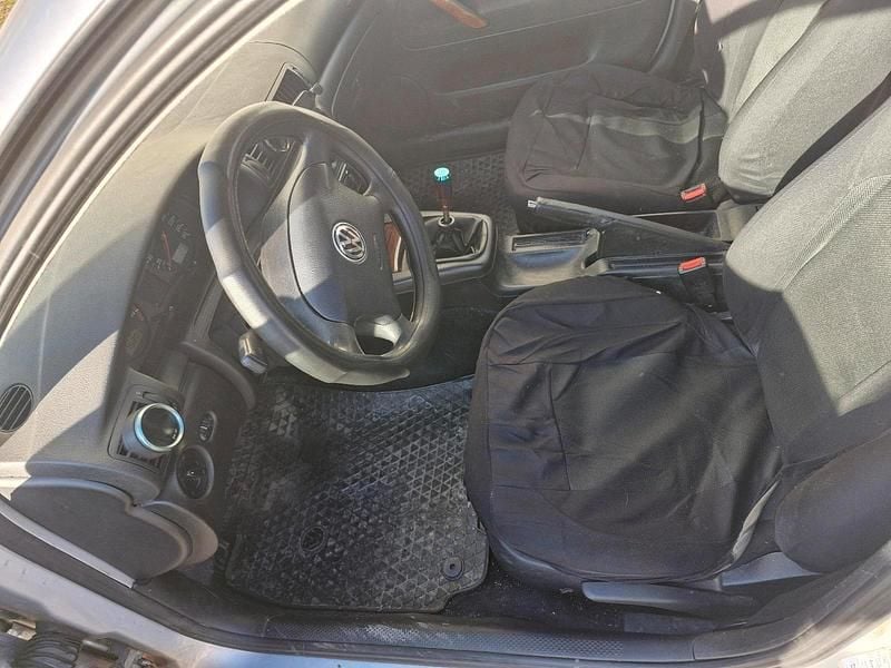 Gebraucht VW Passat 150 PS (110 kW) 1998 Silber Kombi