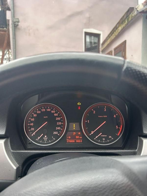 Gebraucht BMW 330 231 PS (169 kW) 2008 Grau Kombi