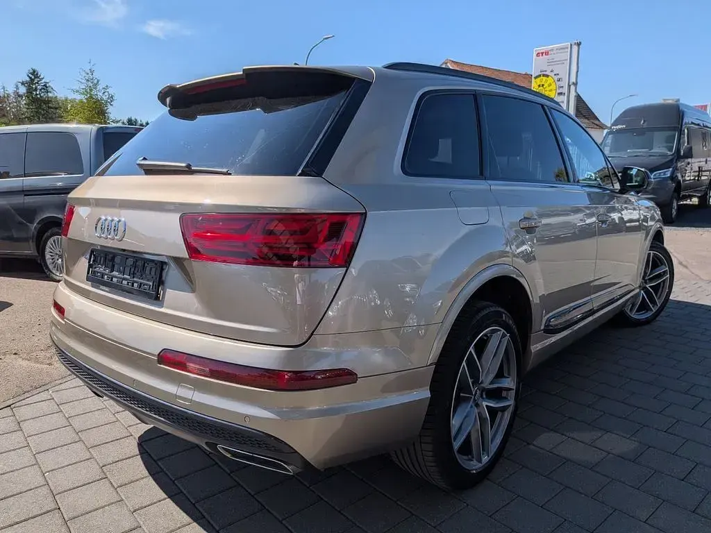 Gebraucht Audi Q7 Exclusive 286 PS (210 kW) 2019 Beige SUV