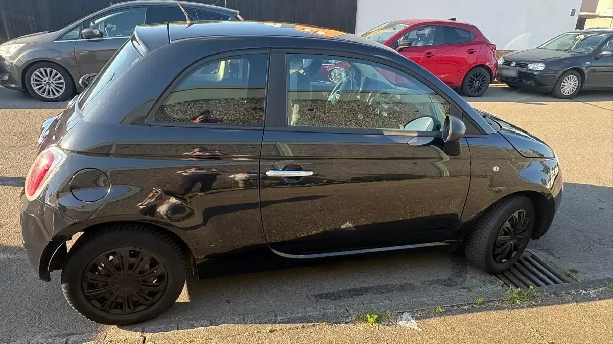 Gebraucht Fiat 500 Pop 69 PS (50 kW) 2010 Schwarz Kleinwagen