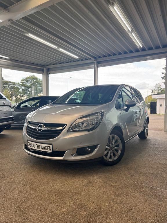 Silber Gebraucht 2016 Opel Meriva drive Van / Kleinbus | 8.990 € (Etwas zu teuer) - Bild 1/4