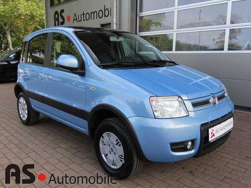 Blau Gebraucht 2011 Fiat Panda 4x4 Climbing Kleinwagen | 6.390 € (Fairer Preis) - Bild 1/4