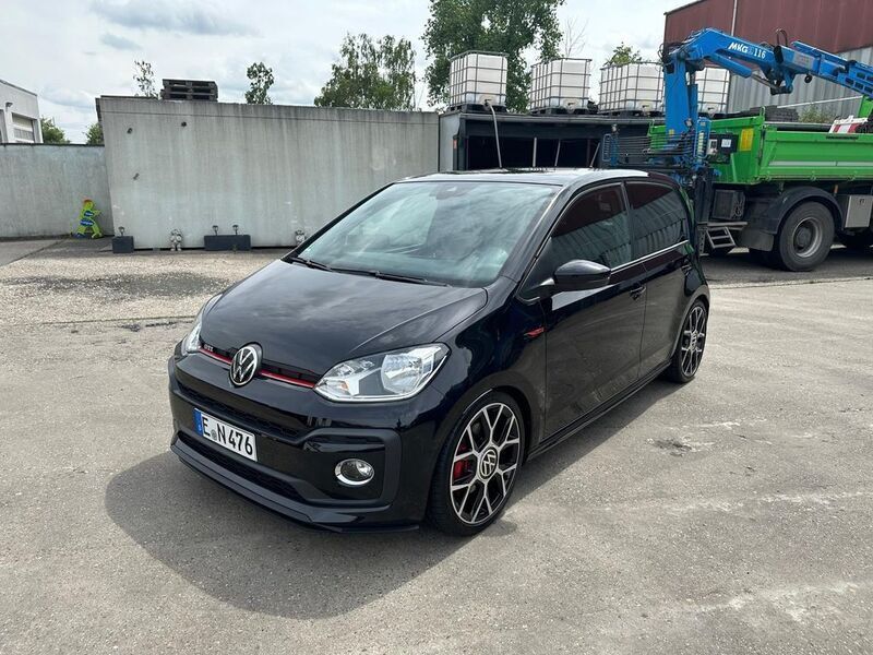 Schwarz Gebraucht 2021 VW up! GTI Kleinwagen | 17.250 € (Fairer Preis) - Bild 1/4