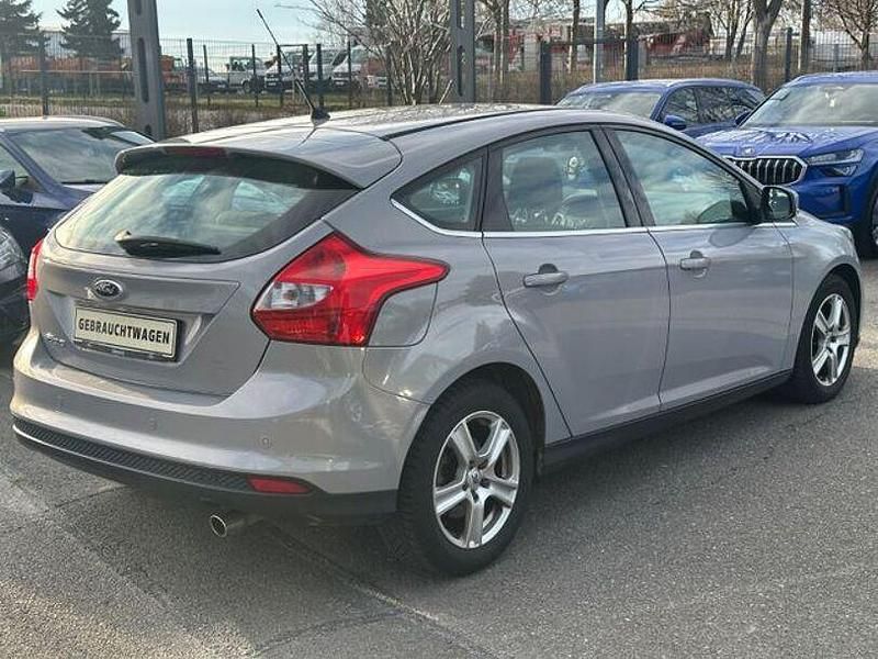 Gebraucht Ford Focus Titanium 150 PS (110 kW) 2011 Silber Limousine