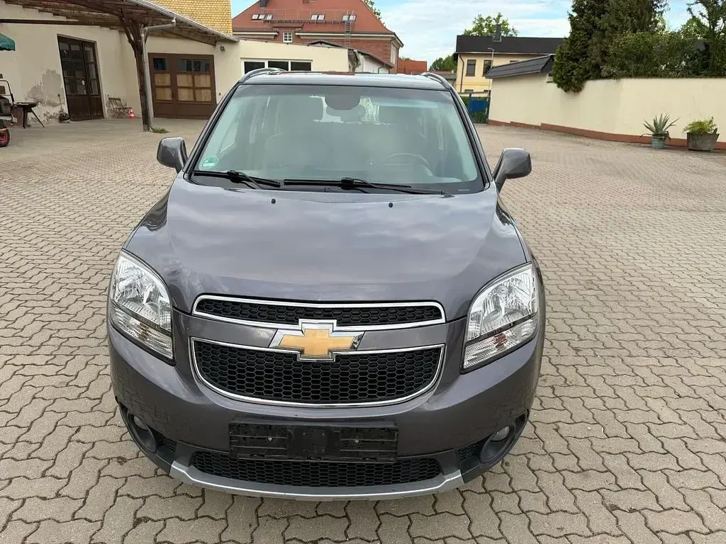 Usata Chevrolet Orlando LTZ 163 CV (119 kW) 2012 Grigio Monovolume