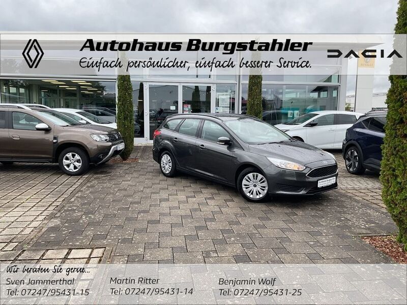 Grau Gebraucht 2018 Ford Focus Trend Kombi | 8.990 € (Guter Preis) - Bild 1/4