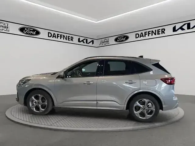 Gebraucht Ford Kuga ST-Line 190 PS (139 kW) 2025 Solarsilber SUV