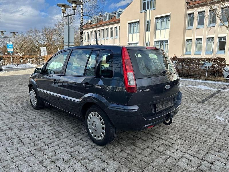 Gebraucht Ford Fusion Ambiente 80 PS (58 kW) 2009 Schwarz Kleinwagen