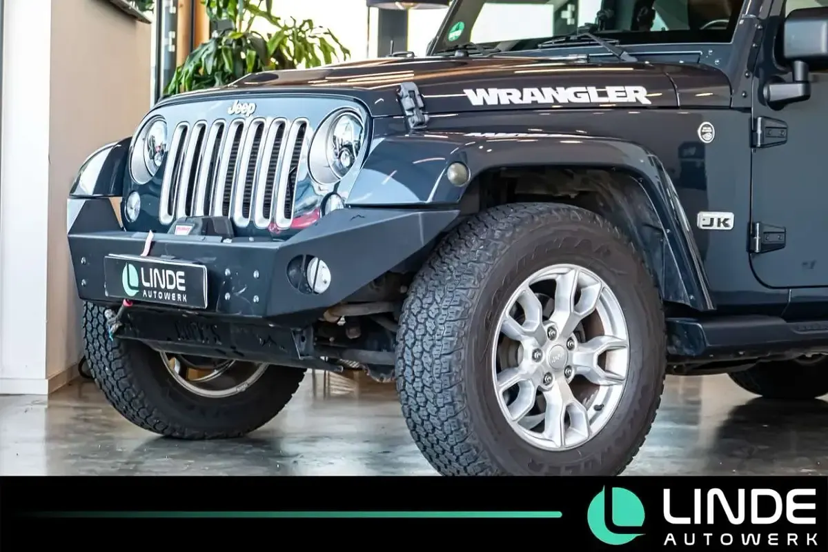 Gebraucht Jeep Wrangler 284 PS (208 kW) 2019 Rhino clear coat SUV