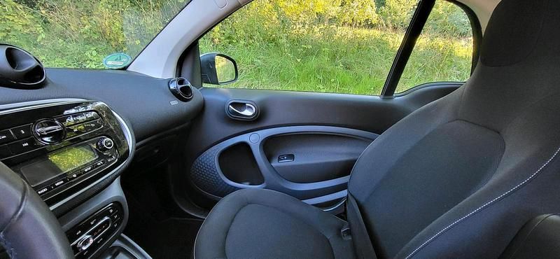 Gebraucht Smart ForTwo Coupé Passion 71 PS (52 kW) 2016 Blau Coupé