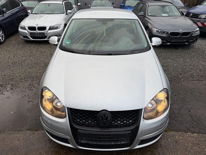 Gebraucht VW Jetta United 122 PS (89 kW) 2008 Silber Limousine