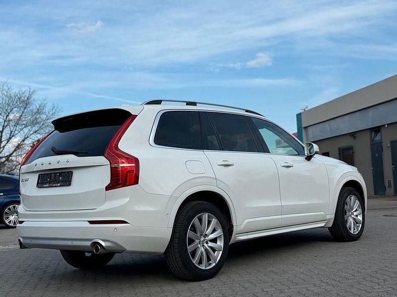 Gebraucht Volvo XC90 Momentum 190 PS (139 kW) 2017 Weiß SUV