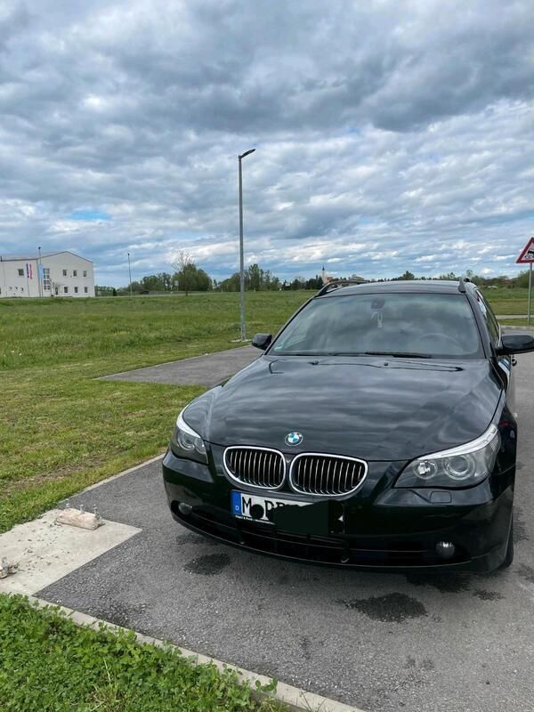 Schwarz Gebraucht 2007 BMW 525 Kombi | 3.999 € - Bild 1/4