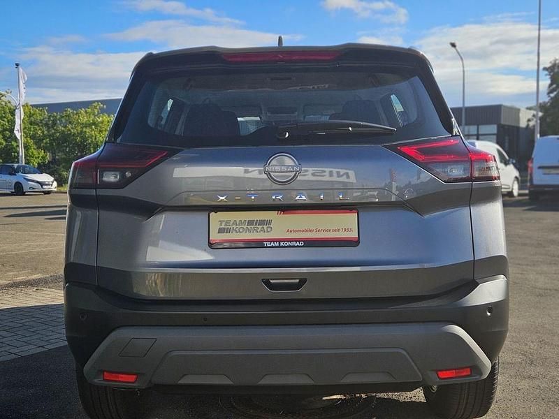 Neu Nissan X-Trail Acenta 163 PS (119 kW) 2025 Grau SUV