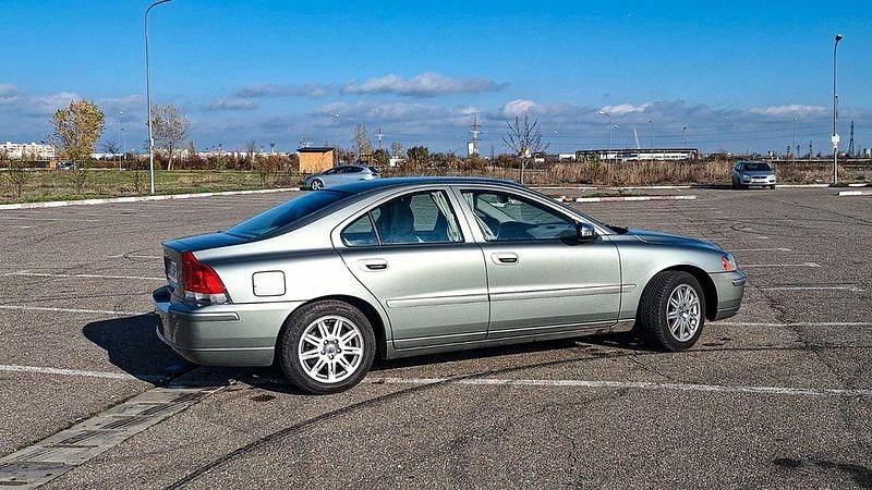 Gebraucht Volvo S60 170 PS (125 kW) 2007 Beige Limousine