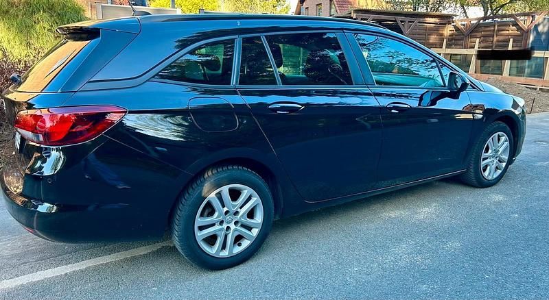 Second-hand Opel Astra 122 CP (89 kW) 2020 Negru Break
