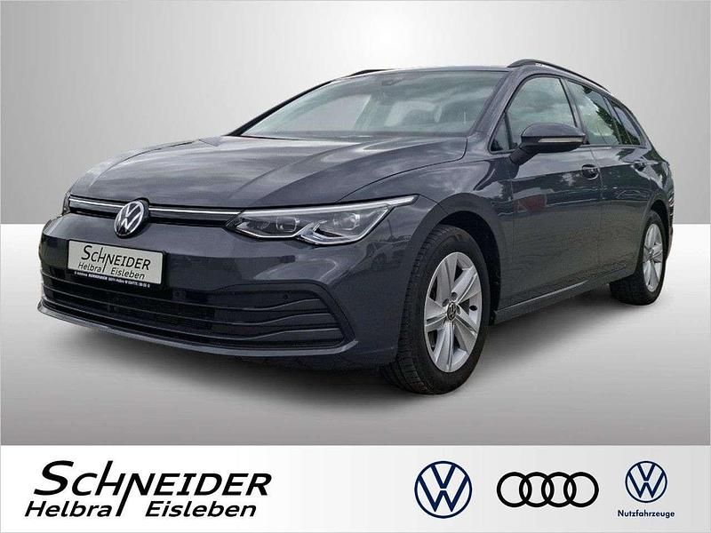 Delfingrau (metallic) Gebraucht 2023 VW Golf VIII Life Kombi | 27.930 € (Teuer) - Bild 1/4