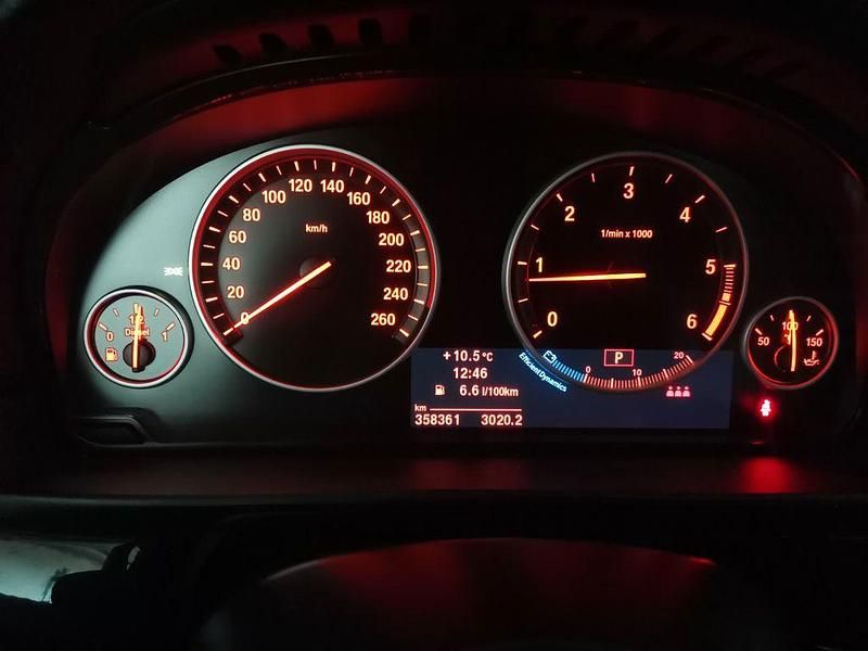 Gebraucht BMW 525 218 PS (160 kW) 2012 Blau Limousine