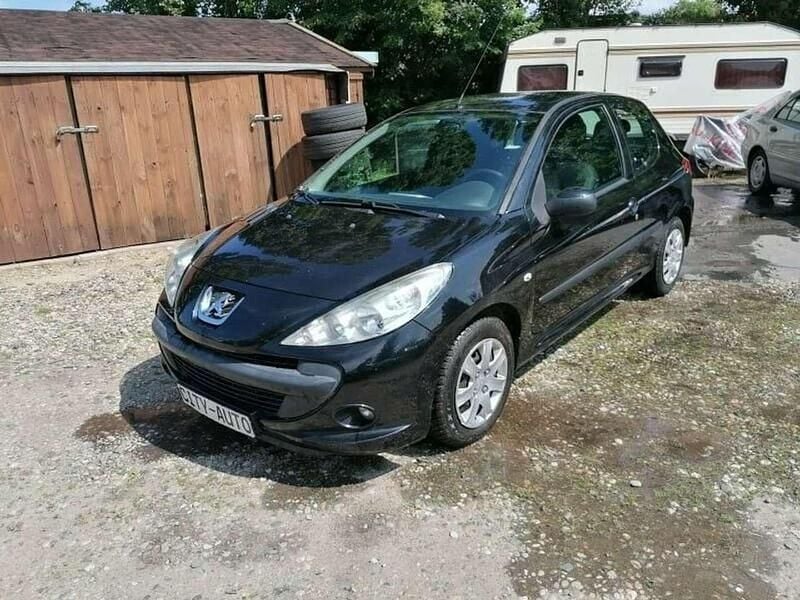 Gebraucht Peugeot 206+ Basis 68 PS (50 kW) 2010 Schwarz Kleinwagen