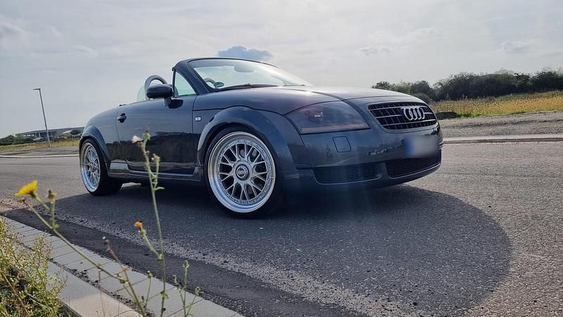 Gebraucht Audi TT Roadster 190 PS (139 kW) 2005 Grau Cabrio