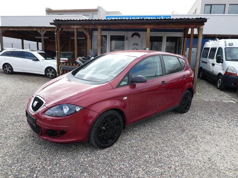 Usata Seat Altea Reference 102 CV (75 kW) 2004 Rosso Monovolume