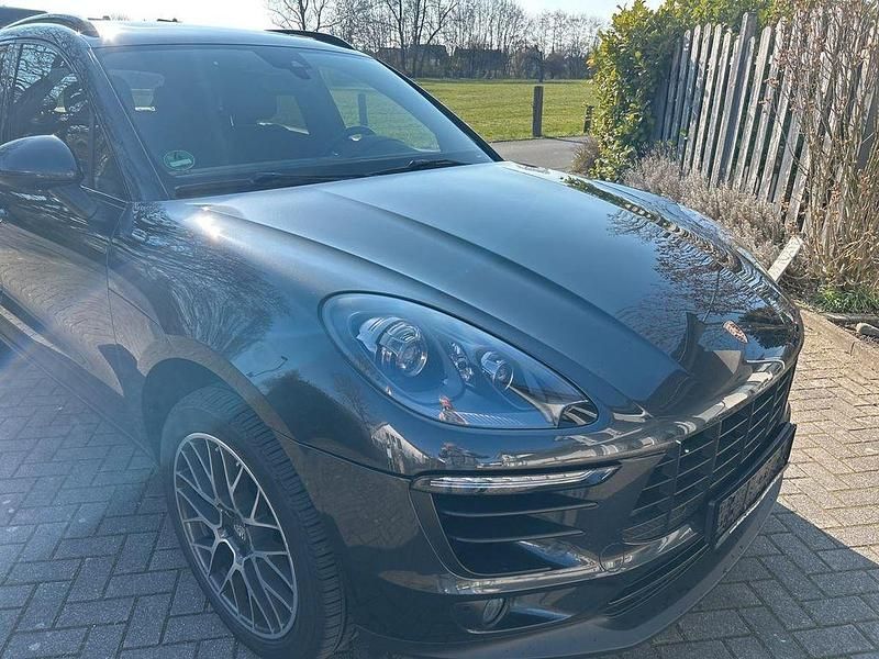 Gebraucht Porsche Macan S 258 PS (189 kW) 2017 Grau SUV