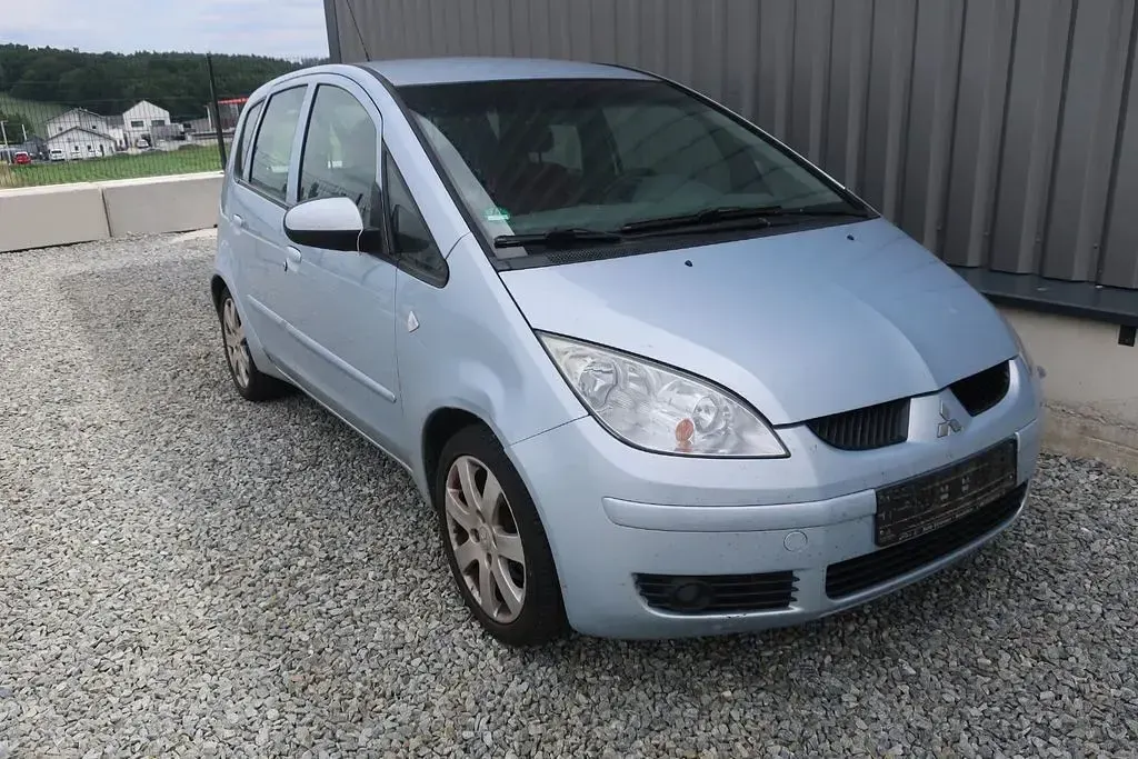 Gebraucht Mitsubishi Colt Instyle 109 PS (80 kW) 2004 Blau Kleinwagen