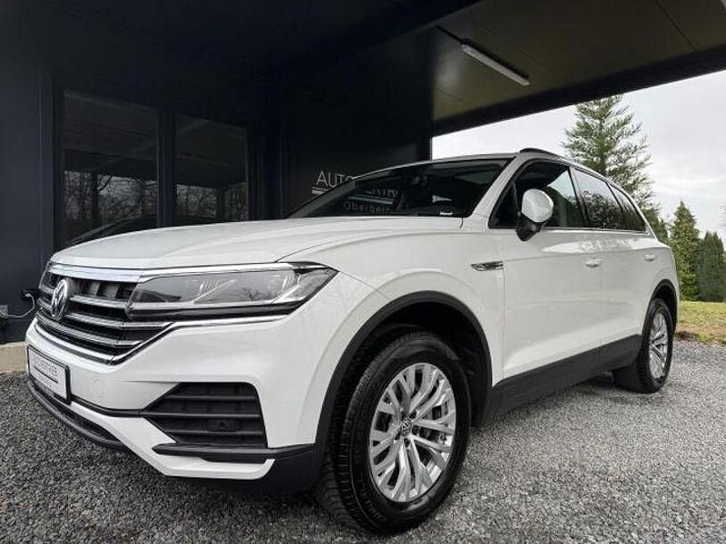 Gebraucht VW Touareg 231 PS (169 kW) 2019 Weiß SUV