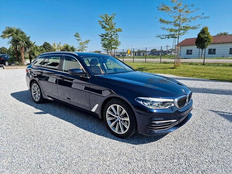 Imperialblau brillanteffekt me Gebraucht 2020 BMW 520 Kombi | 20.800 € (Fairer Preis) - Bild 1/4