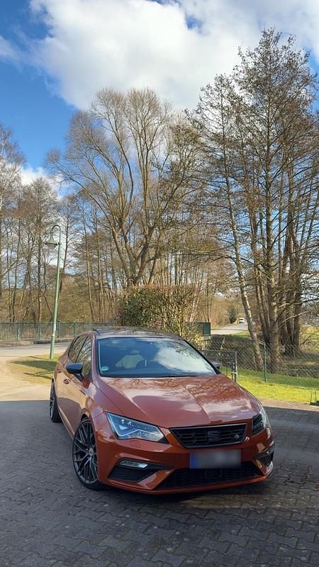Gebraucht Seat Leon FR 184 PS (135 kW) 2019 Orange Kleinwagen
