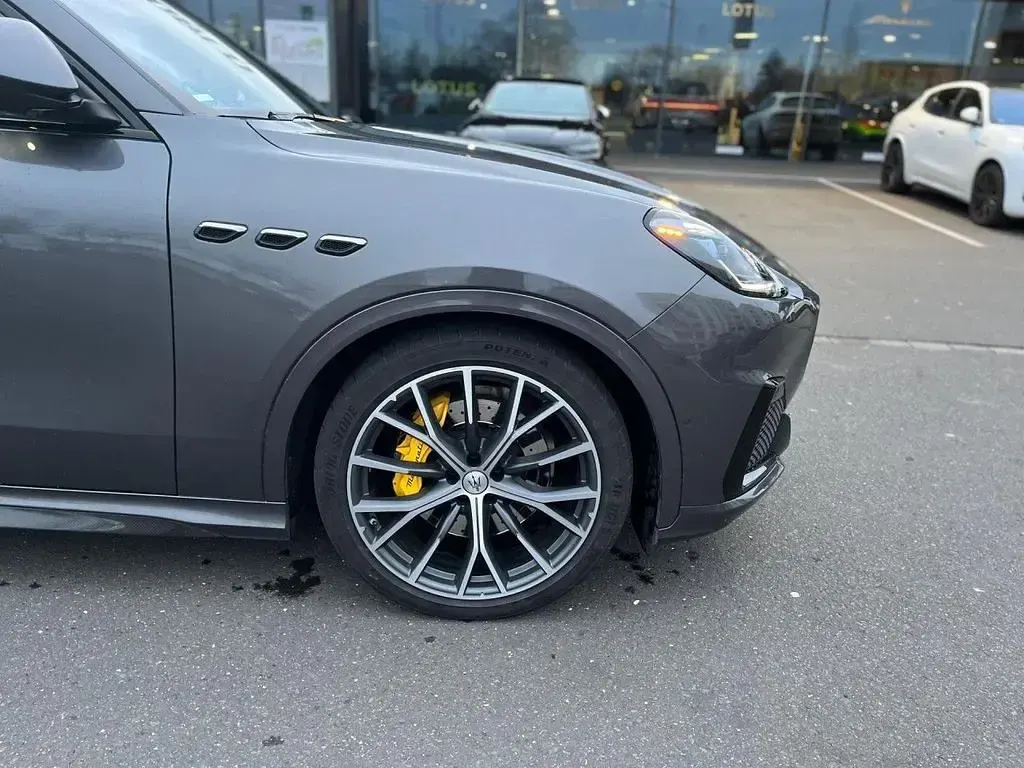 Gebraucht Maserati Grecale 530 PS (389 kW) 2023 Grau SUV