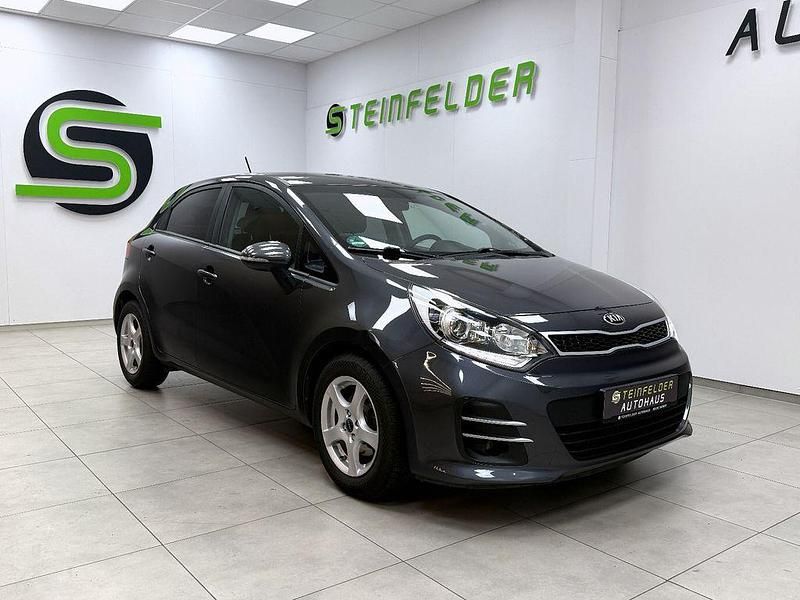 Gebraucht Kia Rio 75 PS (55 kW) 2016 Grau Kleinwagen