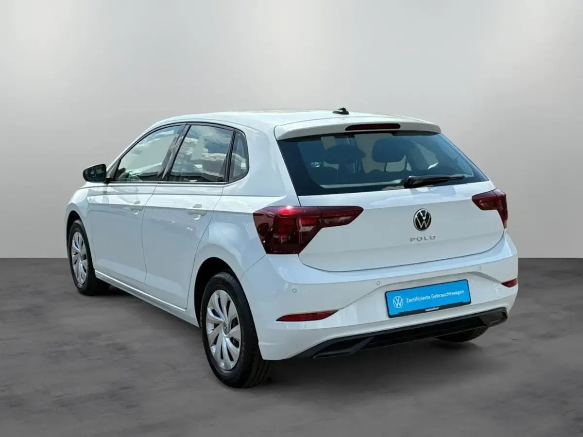 Gebraucht VW Polo Life 95 PS (69 kW) 2023 Pure white Kleinwagen
