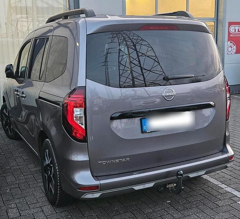 Gebraucht Nissan Townstar Tekna 131 PS (96 kW) 2023 Grau Kombi