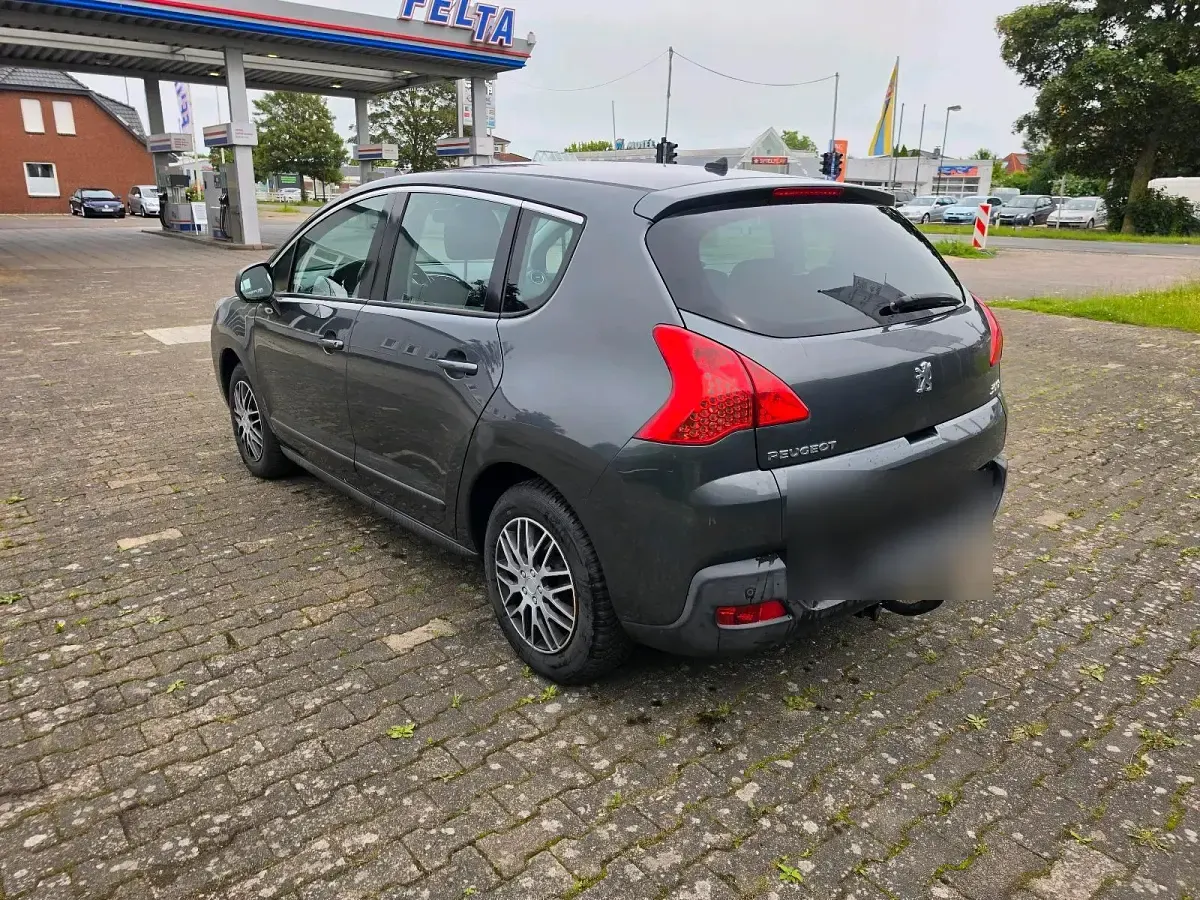 Gebraucht Peugeot 3008 156 PS (114 kW) 2012 Grau Kombi
