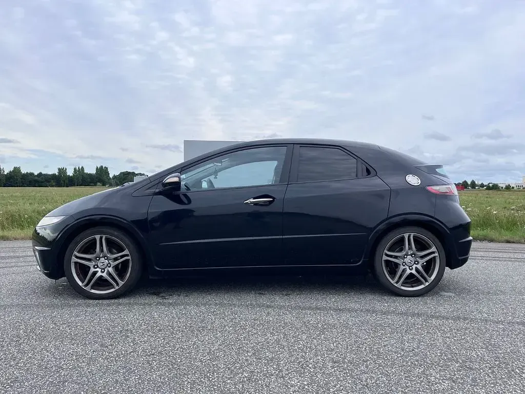 Gebraucht Honda Civic Executive 140 PS (102 kW) 2010 Schwarz Limousine
