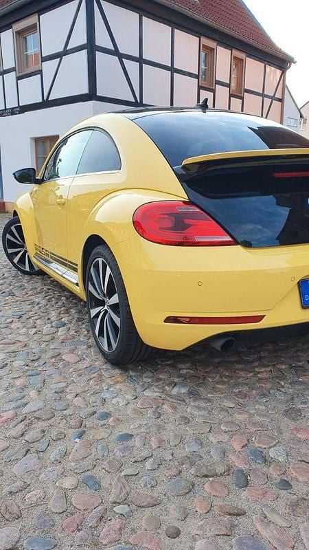 Gebraucht VW Beetle 211 PS (155 kW) 2014 Gelb Kleinwagen