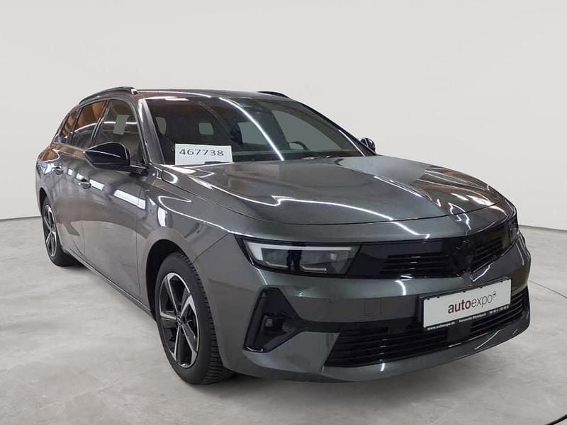 Gebraucht Opel Astra 131 PS (96 kW) 2024 Vulkan grau metallic Kombi